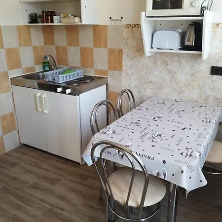 Apartment Garden Apartmanhaz Hajduszoboszlo